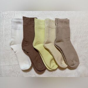 Women’s Assorted Color Wool Socks- 5 Pair